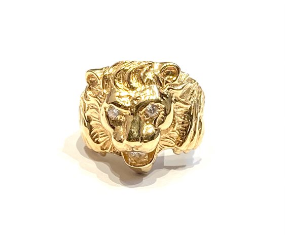 Anello con leone uomo sale